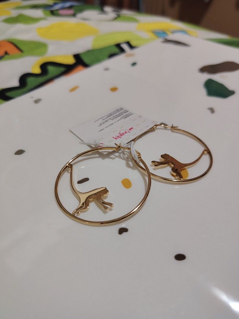 Kipling jump monkey earings original (Category: Luxury Accessories) located in Manila. Submitted by einalem1018 (Listing ID 1464398832, Image 2). Description: kipling accesories mall pull out frm sm botique gcash mop lalamove jnt shiping.