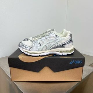 （分類：）位於 。 由 sneakerssssssssssss 提交（商品編號 1464465630，圖片 1）。簡介： 。