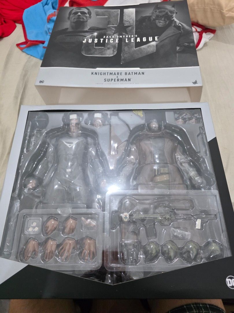 KNIGHTMARE BATMAN & BLACK SUPERMAN (Category: Figurines & Statues) located in Manila. Submitted by everyallmustgo (Listing ID 1464555101, Image 2). Description: NEGOTIABLE.