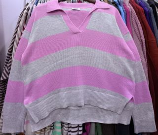 (Category: ) located in . Submitted by knitting.meow (Listing ID 1464556082, Image 1). Description: .