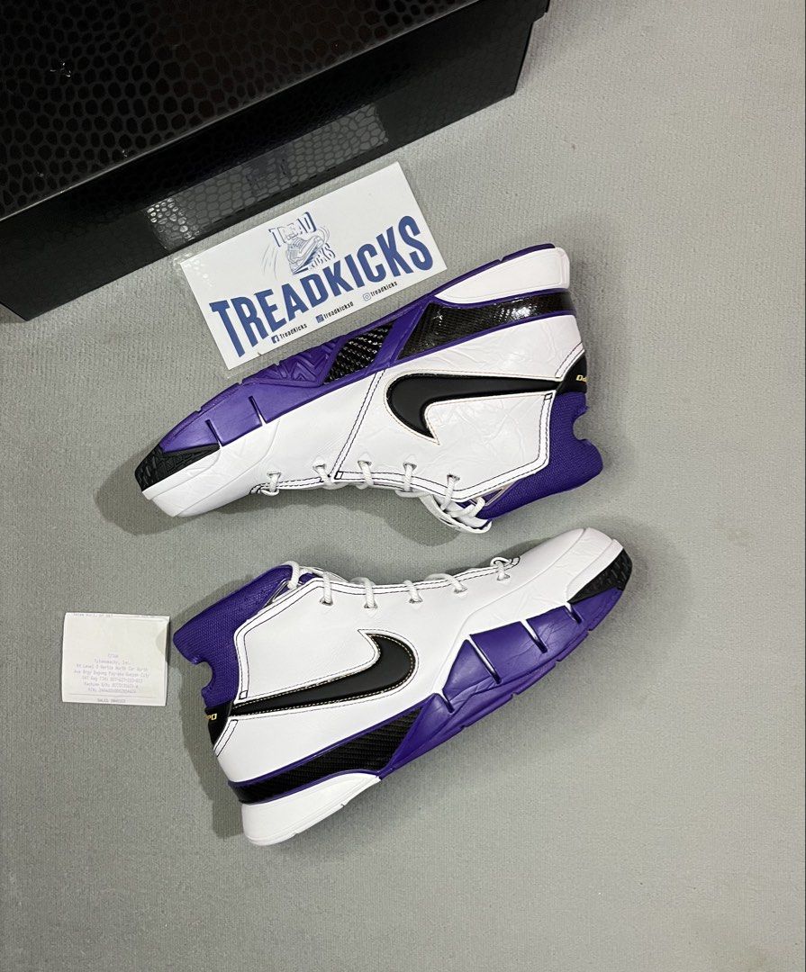 Kobe 1 81 pts (Category: Sneakers) located in Rizal. Submitted by treadkicks (Listing ID 1464363533, Image 1). Description: Sale/trade Kobe 1 81 pts Size 12 Brandnew (fitted only) 6,995 pesos Cainta, rizal @treadkicks on fb and ig .