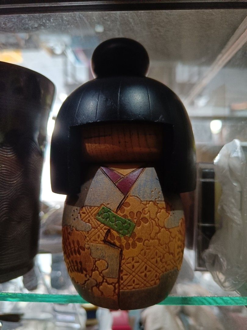 Kokesi doll (Category: Figurines & Statues) located in Taguig. Submitted by ashicollection (Listing ID 1464428283, Image 1). Description: Please read! For sure buyer only! NO COD/COP No reservation The items will be sold to the first payer w/o prior notice. Verbal reservations are not acceptable. Note: All items are vintage. Please manage your expectations accordingly. G cash payment. Shipping via Lalamove Metro Manila. For province: J and T Ship