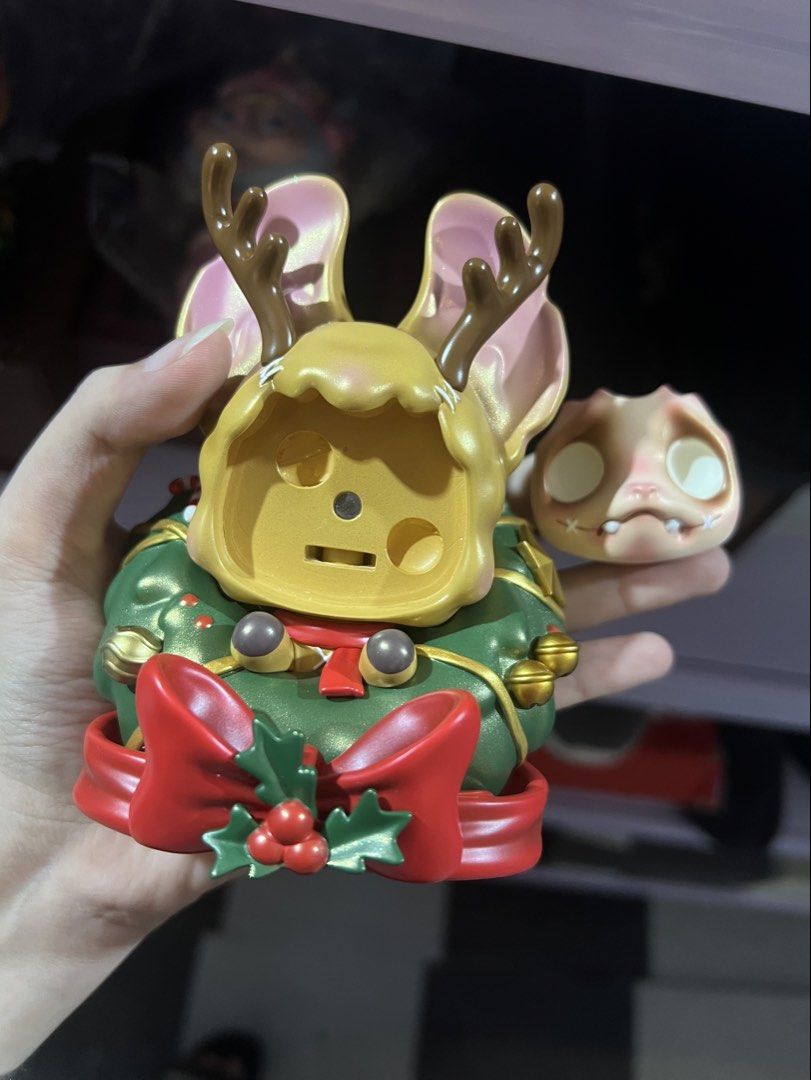 Kubo Space x Meow Studio Christmas Figure (Category: Figurines & Statues) located in Makati City. Submitted by sirifinds (Listing ID 1464463390, Image 3). Description: .
