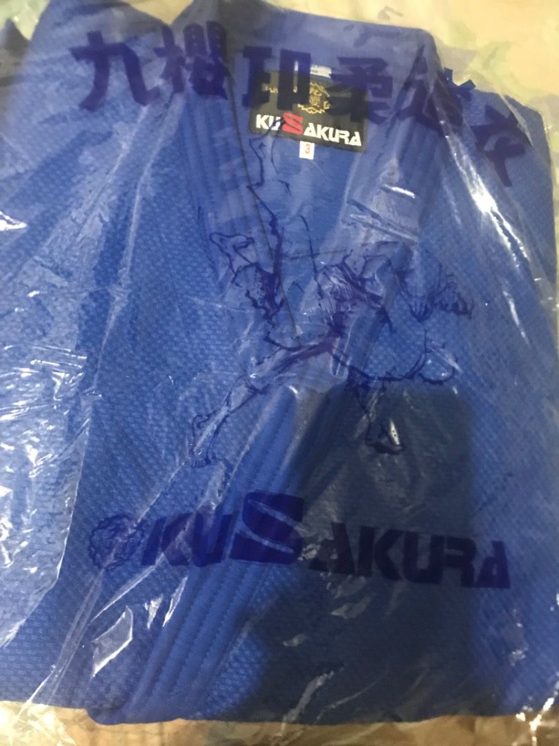 Kusakura Judo Gi - White and Blue (Category: Combat Sports) located in Caloocan City. Submitted by kenji0365 (Listing ID 1464375804, Image 3). Description: di pa nagagamit, 17k orig price pero bebenta ko nalang 9k kasi di ko na magagamit. 16k if white and blue kukunin, if isa lang sa dalawa is 9k. IJF approved. Made in Japan 750 g/m² (Heavyweight) | Cotton/Polyester Simply the best IJF Judogi on the market. .
