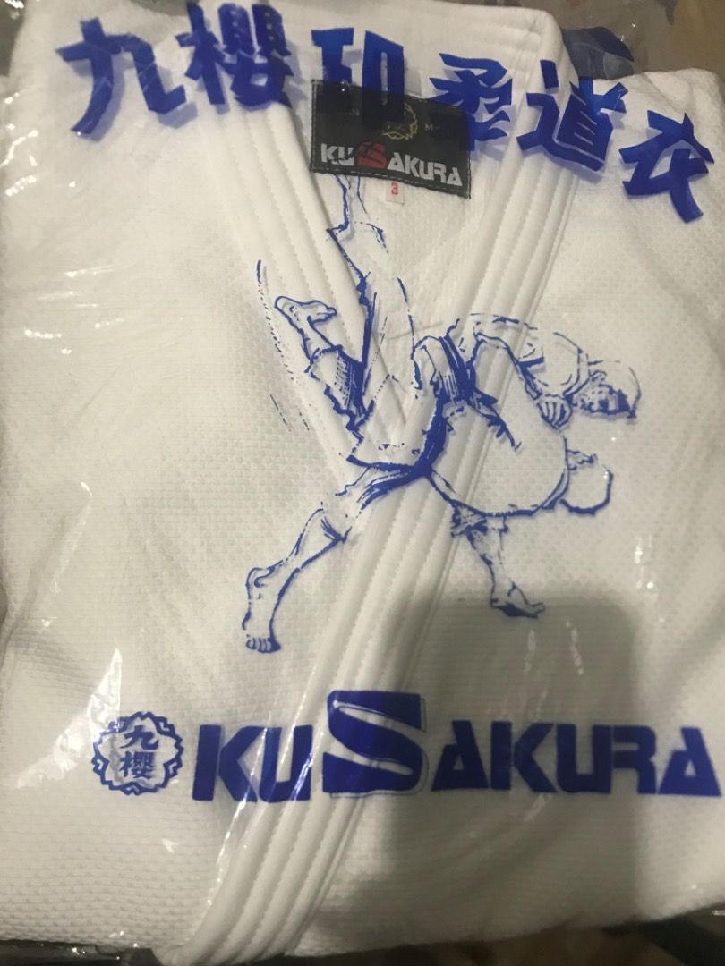 Kusakura Judo Gi - White and Blue (Category: Combat Sports) located in Caloocan City. Submitted by kenji0365 (Listing ID 1464375804, Image 1). Description: di pa nagagamit, 17k orig price pero bebenta ko nalang 9k kasi di ko na magagamit. 16k if white and blue kukunin, if isa lang sa dalawa is 9k. IJF approved. Made in Japan 750 g/m² (Heavyweight) | Cotton/Polyester Simply the best IJF Judogi on the market. .