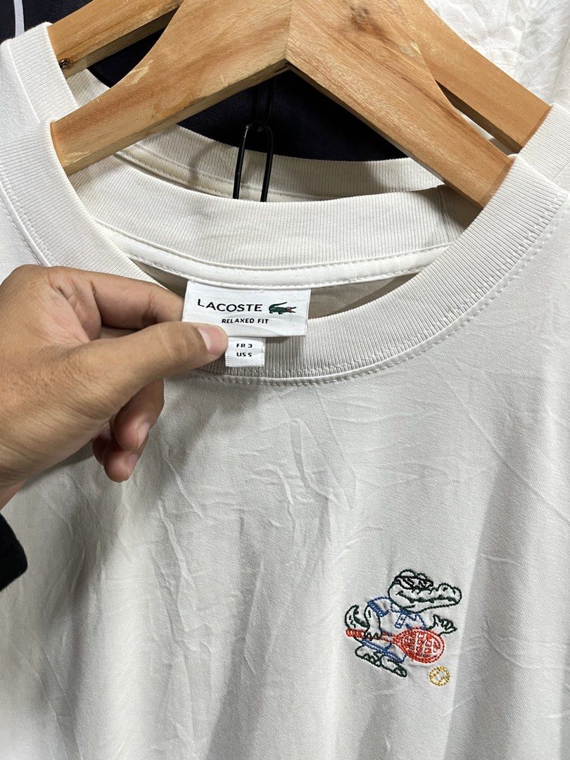 LACOSTE EMBROIDERED (Category: Formal Shirts) located in Manila. Submitted by aldrenyap109491 (Listing ID 1464361640, Image 2). Description: 💎LACOSTE (EMBROIDERED) 🔳CONDITION:9.7/10 EXCELLENT 🔳COLOR RATE:9.7/10 🔳DIMENSION:26X21.5 🔳BEST FIT: LARGE 🔳MOP:GCASH/CASH 🟥ISSUE: ❌❌ MINE:₱800 (FREE SHIPPING) (AUTOMATICALLY YOURS) 📍 POBLACION PUROK 5 KOLAMBUGAN LDN (9207).