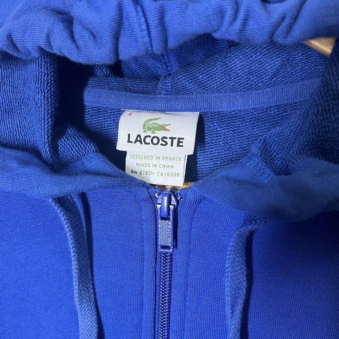 Lacoste Zip Up Hoodie Jacket (Category: Coats, Jackets and Outerwear) located in Bacolod City. Submitted by rndm.wears (Listing ID 1464501638, Image 3). Description: Lacoste Zip Up Hoodie Jacket Size 4 / 27L 22W Like new No issues.