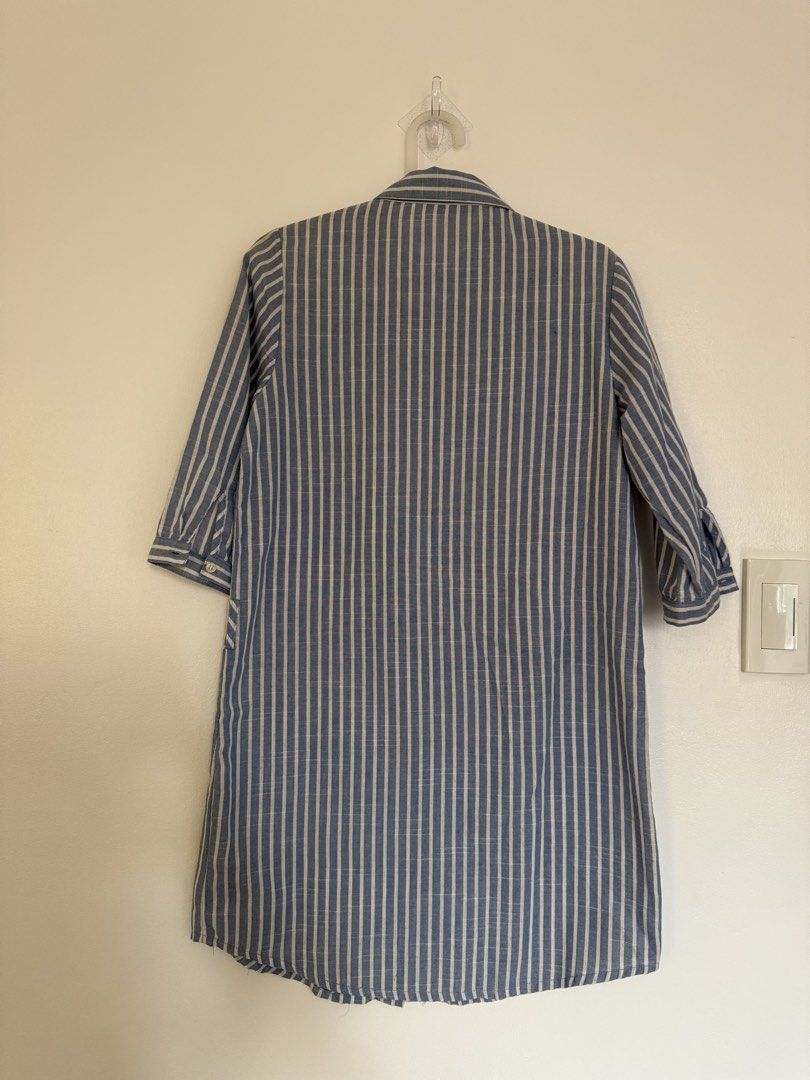 Élan Blue & White Striped Dress (Category: Dresses) located in Makati City. Submitted by dorisvinalon (Listing ID 1464442836, Image 2). Description: Blue & White Striped Dress Brand: élan Size: Medium on tag Bust: 34 in Length: 32 in Sleeve length: 14in .