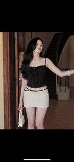 (Category: ) located in . Submitted by roar_closet (Listing ID 1464543805, Image 1). Description: .
