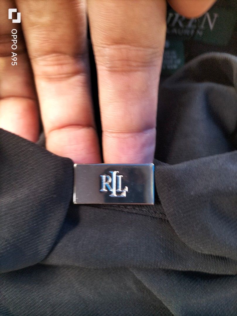 Lauren Ralph Lauren Drape Wrap Dress (Category: Dresses) located in Alabel. Submitted by john_erwin_dollaga_cafe (Listing ID 1464447147, Image 3). Description: Bagong bago. Natanggal lang yong hang tag, pero yong sabitan andiyan pa..