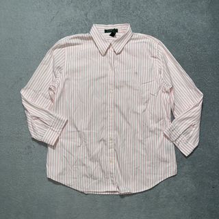 (Category: ) located in . Submitted by bakatzy_secondhand_garments (Listing ID 1464436997, Image 1). Description: .
