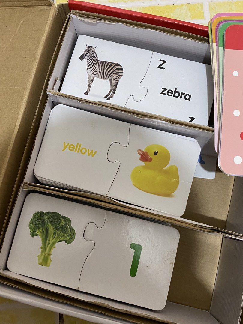 Learning Library Preschool Learning Concepts Puzzle Cards (Category: Educational & Learning Toys) located in Cavite. Submitted by clairejoycee.e (Listing ID 1464549581, Image 2). Description: - Preschool Learning Library puzzle cards - Teaches ABCs, counting (1-20), and colors - Includes 3 sets in 1 box - Features self-correcting puzzle pieces for easy learning - Perfect for young learners to practice essential skills - Fun and engaging way to in