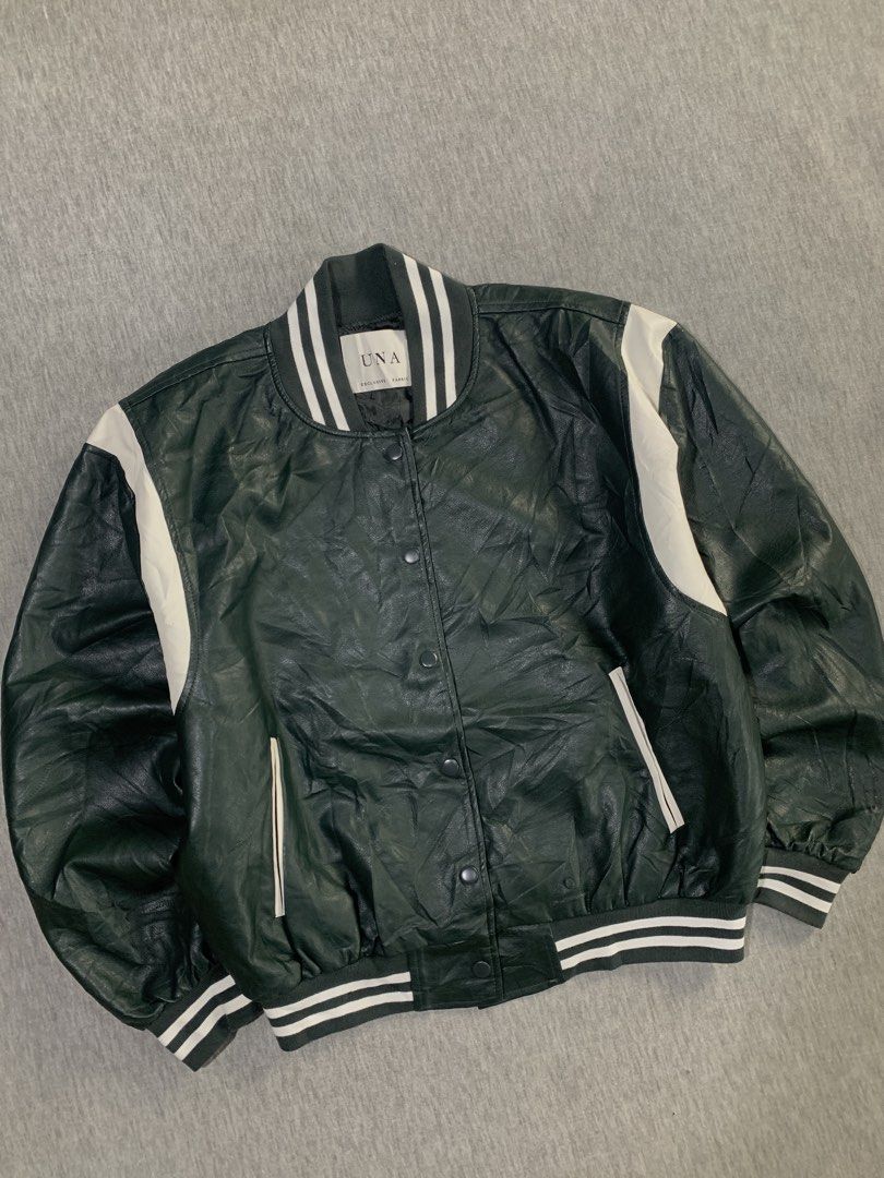 leather jacket (Category: Coats, Jackets and Outerwear) located in Cebu City. Submitted by aundrewwww (Listing ID 1464396026, Image 3). Description: leather varsity jacket Size: M-L width: 25 length: 25 Condition: 9.5/10 Color rate: 9.5/10 issue:.