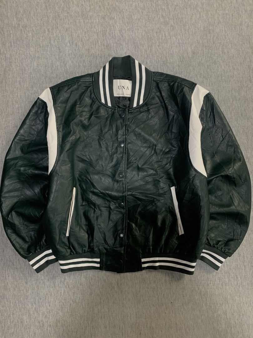 leather jacket (Category: Coats, Jackets and Outerwear) located in Cebu City. Submitted by aundrewwww (Listing ID 1464396026, Image 1). Description: leather varsity jacket Size: M-L width: 25 length: 25 Condition: 9.5/10 Color rate: 9.5/10 issue:.