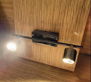 (Category: ) located in . Submitted by lightsidealscollection (Listing ID 1464388142, Image 1). Description: .