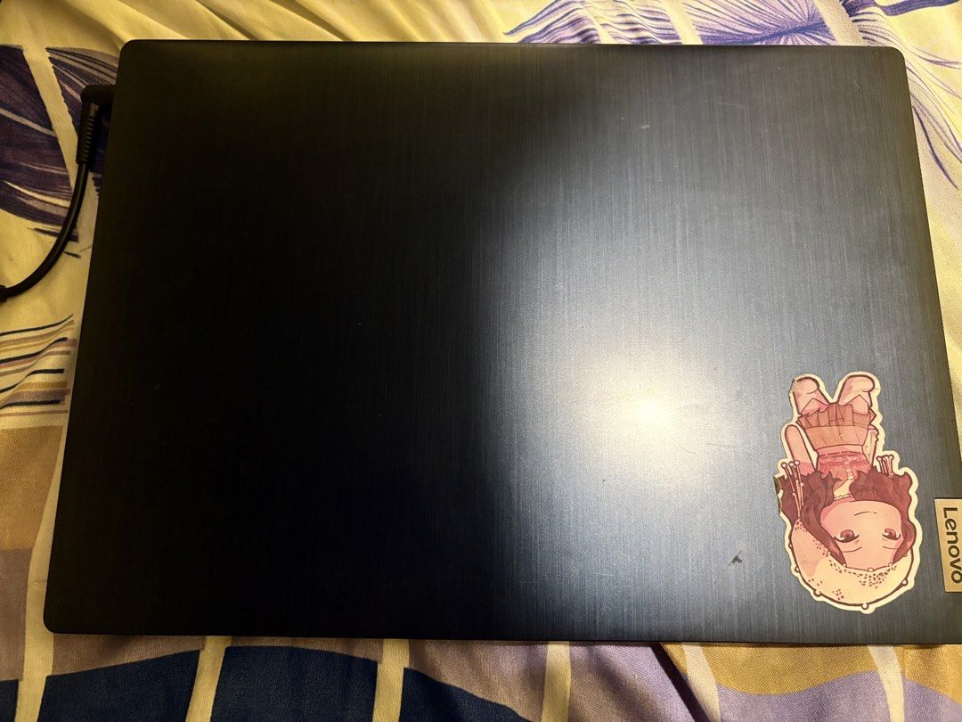 Lenovo Laptop (Category: Laptops & Notebooks) located in Bocaue. Submitted by snupeyyy (Listing ID 1464449382, Image 2). Description: discounted price for sure buyer.