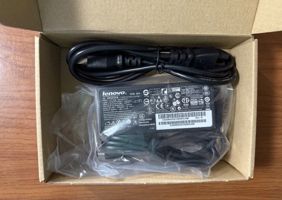 Lenovo Laptop Charger – Type-C (Category: Chargers & Cables) located in Manila. Submitted by warm_jamin (Listing ID 1464387788, Image 2). Description: Lenovo Laptop Charger – Type-C ✅ Lenovo Type-C Laptop Charger ✅ Brand New & Sealed ✅ USB Type-C Connector ✅ Fast & Reliable Charging ✅ Perfect replacement or extra charger ✅ Available for selected Lenovo laptop models ✅ Same-day delivery around Manila ✅ Pickup or Lalamove available ✅ J&T nationwide