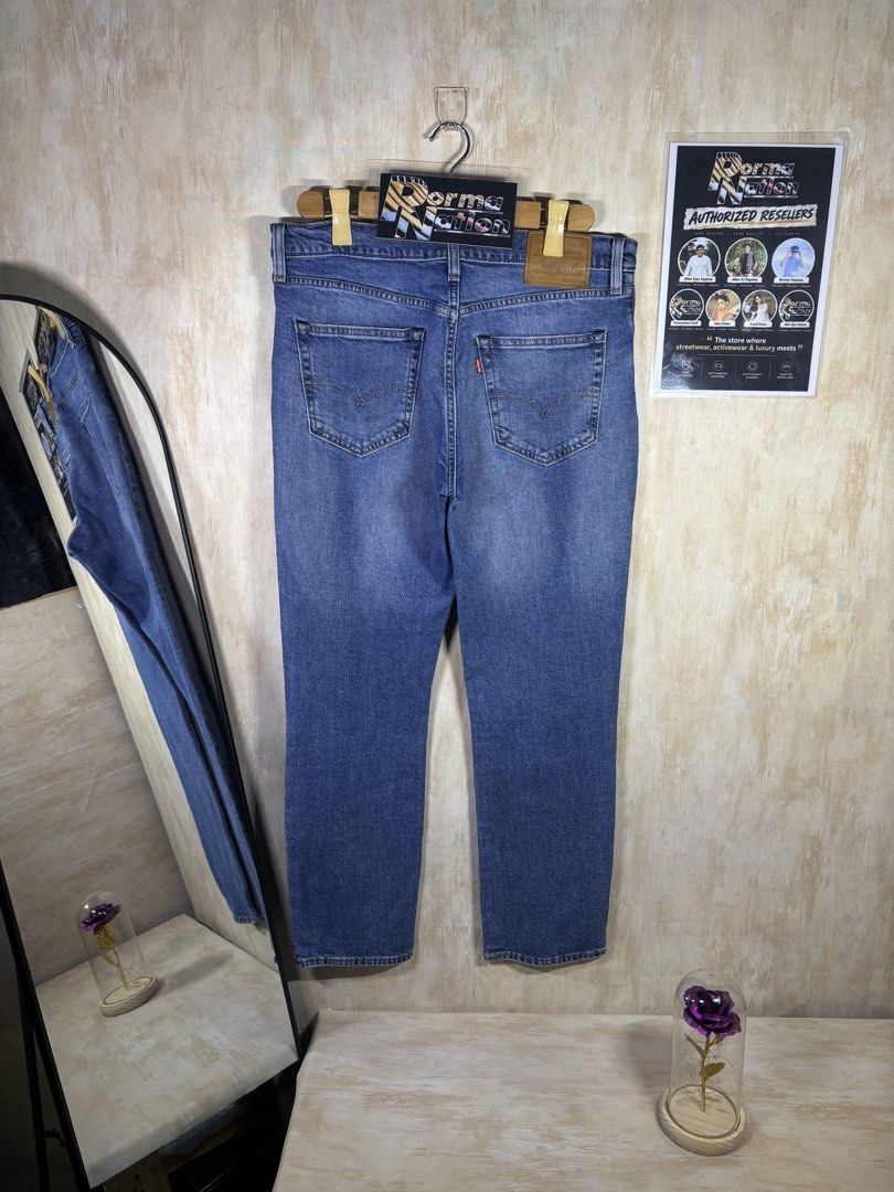 LEVIS 511 JEANS (Category: Jeans) located in Cabuyao City. Submitted by pormanation-thrift-store (Listing ID 1464405980, Image 1). Description: LEVIS 511 JEANS Condition: LIKE NEW Color rate: 10/10 (PWEDE SA MASELAN) Size: 34 Dimes: 34”Wx39”L Issue: NONE❌ Price: 1500.