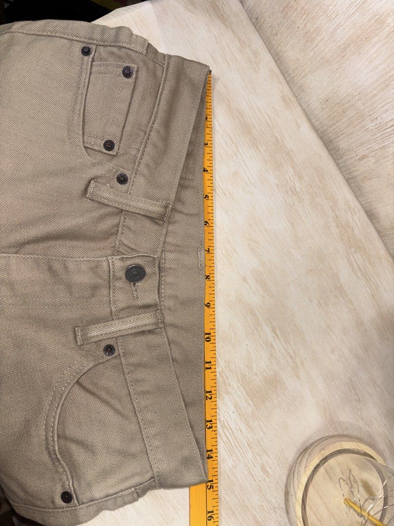 LEVIS 511 KHAKI CHINO PANTS (Category: Chinos) located in Cabuyao City. Submitted by pormanation-thrift-store (Listing ID 1464405701, Image 2). Description: LEVIS 511 KHAKI CHINO PANTS Condition: LIKE NEW Color rate: 10/10 (PWEDE SA MASELAN) Size: 29 Dimes: 29”Wx39”L Issue: NONE❌ Price: 1500.