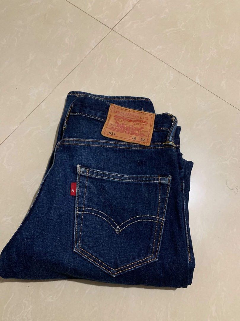Levi’s Jean for Unisex (Category: Jeans) located in Davao. Submitted by luxxe_closet (Listing ID 1464387051, Image 1). Description: Used but not abused. Good condition. No issues. Size 27-28.