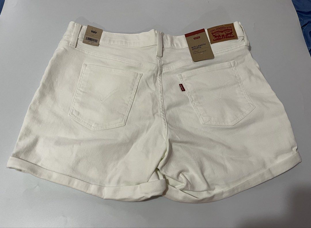 Levi’s Mid Length Short (Category: Shorts) located in Santa Rosa. Submitted by ninaparis (Listing ID 1464355702, Image 2). Description: Original Levi’s Mid Length Short A Mid Rise Slim Through the Hips size 33 on tag but fits up to 36-38 waist.