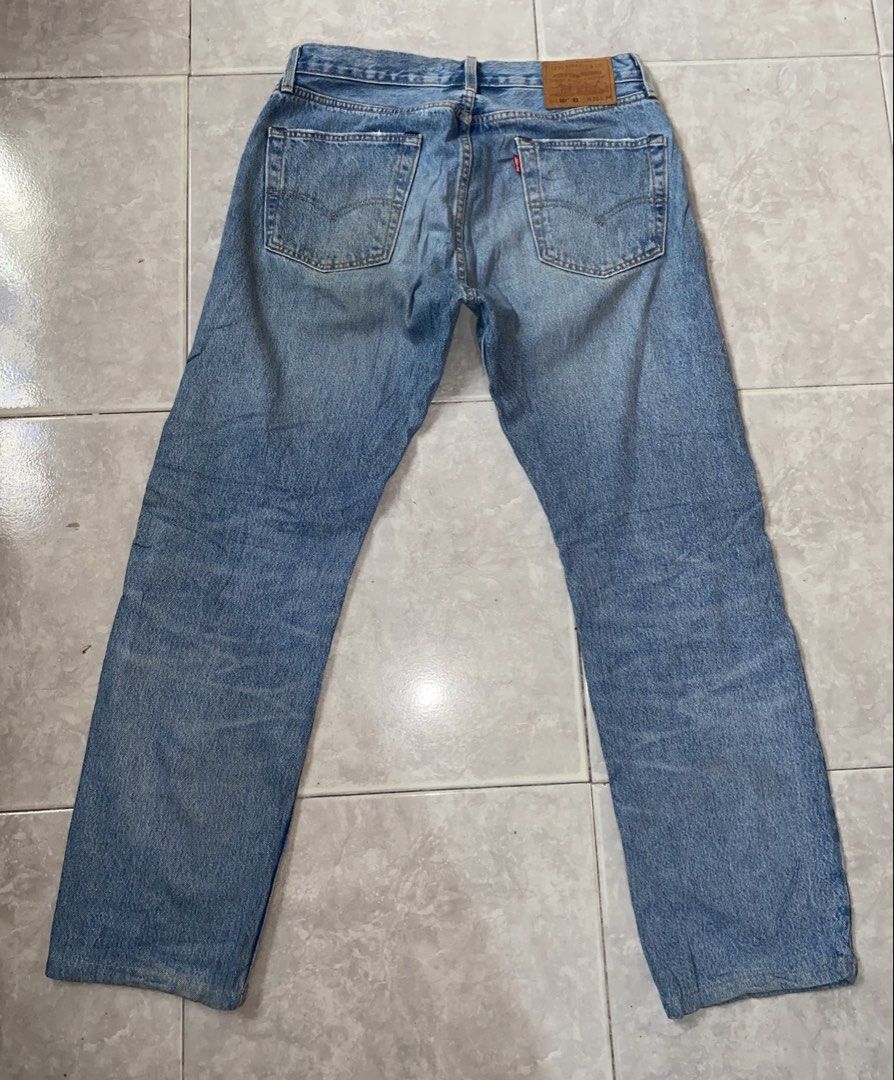 LEVIS PREMIUM BIG E 501 BUTTON FLY TATTERED LIGHTWASH DENIM JEANS (Category: Jeans) located in Dumaguete. Submitted by gearhuntph (Listing ID 1464403192, Image 3). Description: FRESH CATCH❗️ PANG SABAY SHIPMENT TODAY❗️ LEVI’S PREMIUM BIG E 501 BUTTON FLY LIGHTWASH TATTERED DENIM JEANS SIZE 31 ON TAG ACTUAL WAISTLINE 16 FIT TO SIZE 31-32 LENGTH 38.5/ ALTERED LENGTH THIGH 11.8 near 12 LEG OPENING 7.5 EXCELLENT CONDITION NEED WASH ONLY UNLI VC/VOUCH