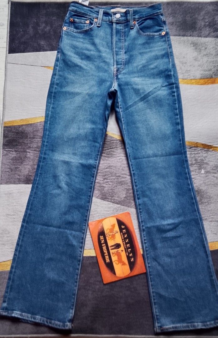 LEVI'S RIBCAGE BOOT JEANS FOR WOMEN (Category: Jeans) located in Calbayog City. Submitted by jen1027 (Listing ID 1464568224, Image 3). Description: LEVI'S RIBCAGE BOOT JEANS FOR WOMEN WATERLESS Size 29 L33 On Tag Best Fit 30-31 Stretch Actual Length 44 Hem 9.5 Made In Sri Lanka Excellent Condition Price:1350 Ship ⛔Payment First ⛔Mop-Gcash ⛔Location:Calbayog City ⛔pm.