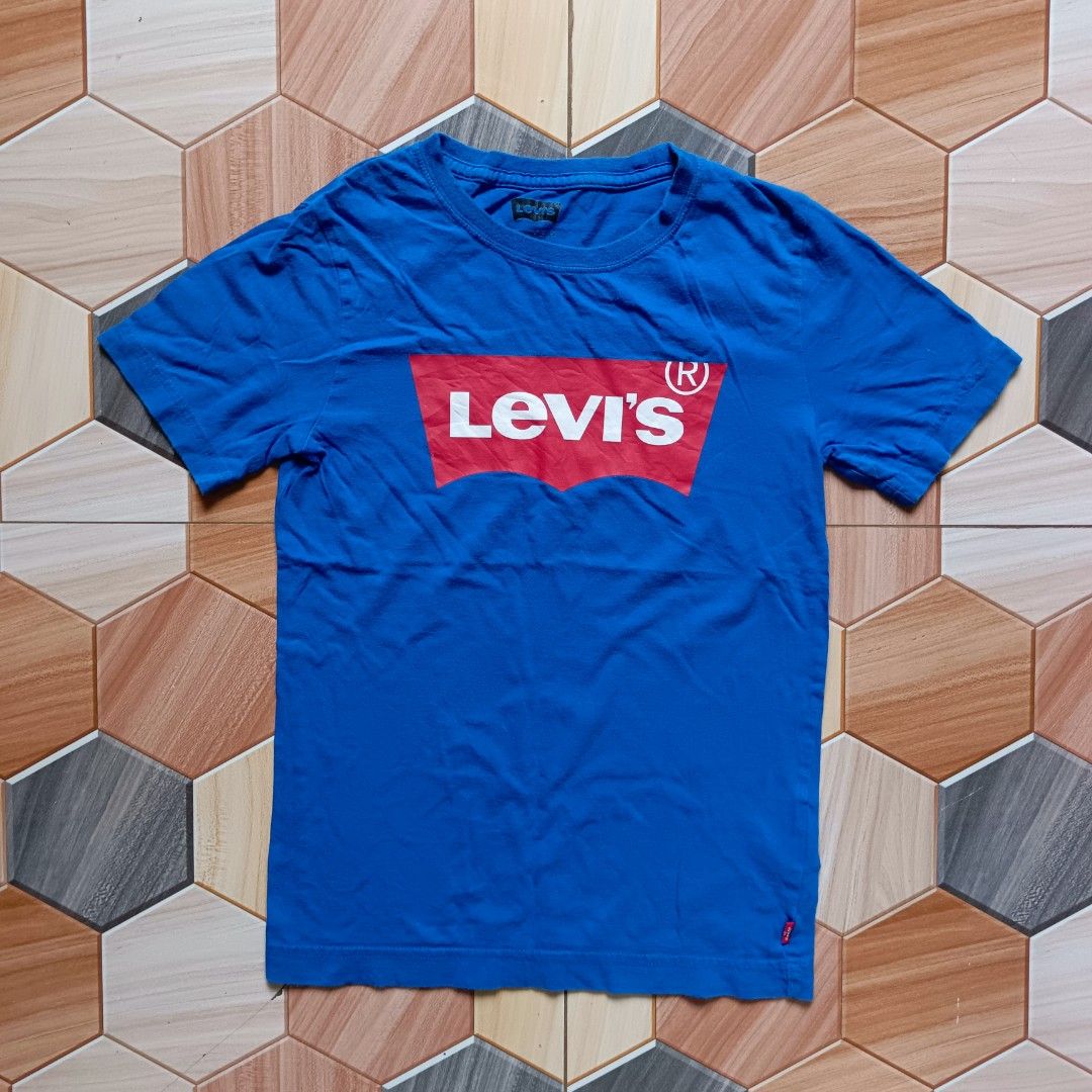Levis Script Blue Shirt Kids (Category: Tshirts & Polo Shirts ) located in Maramag. Submitted by thrifty777 (Listing ID 1464556286, Image 1). Description: Authentic Levis Brand New Condition Location Maramag Bukidnon.