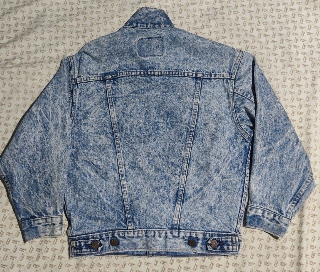 LEVIS TYPE 3 DENIM JACKET (Category: Coats, Jackets and Outerwear) located in Cagayan de Oro. Submitted by rhenegadgude (Listing ID 1464483835, Image 2). Description: GOOD CONDITION MEDIUM TAG STONE WASH WILL PROVIDE MORE PICS UPON INQUIRY ADD SHIPPING .
