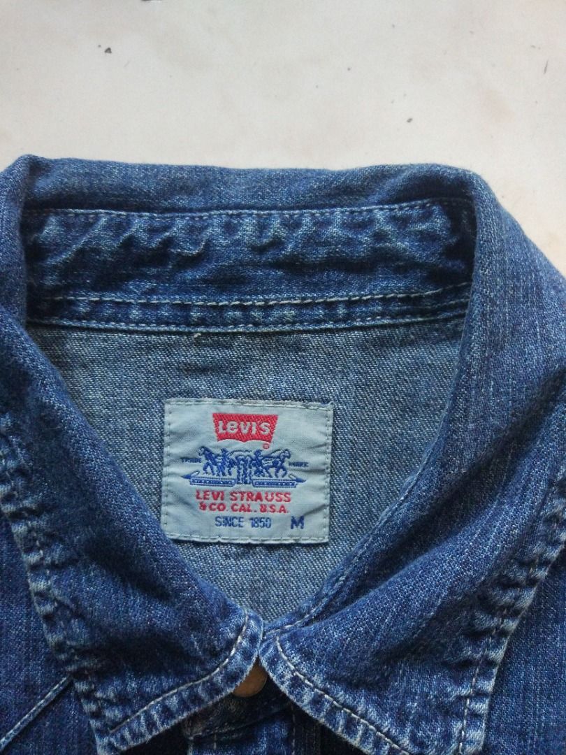 Levis Western Longsleeve M (Category: Formal Shirts) located in Pasay City. Submitted by denimdude.ph (Listing ID 1464442983, Image 3). Description: .