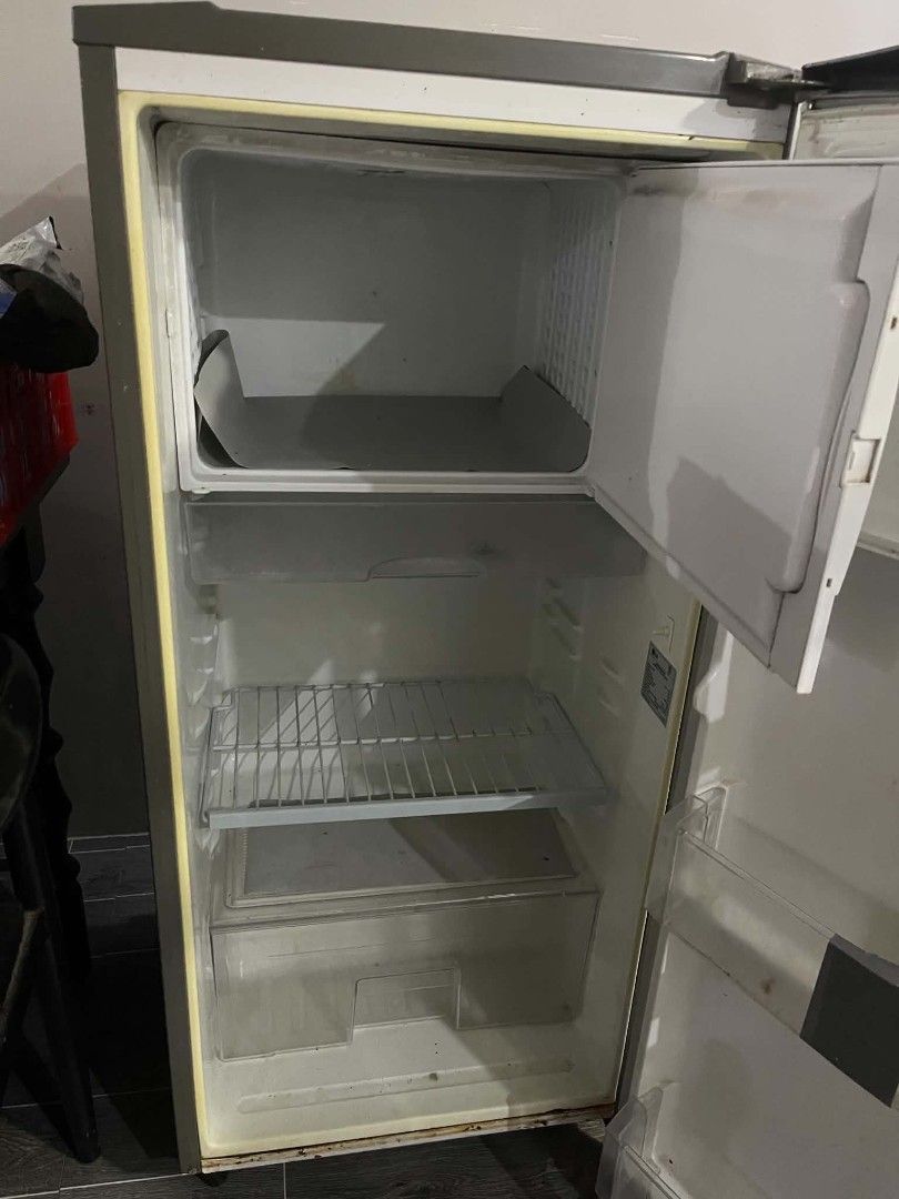 LG Refrigerator (Category: Refrigerators and Freezers) located in Las Pinas. Submitted by micahannebatas-77317 (Listing ID 1464430684, Image 3). Description: - Silver refrigerator - Extra large freezer compartment at the top - Two shelves inside the main compartment - Crisper drawer at the bottom - Multiple door shelves for bottles and smaller items - Works well - Great for small kitchens or dorm rooms.