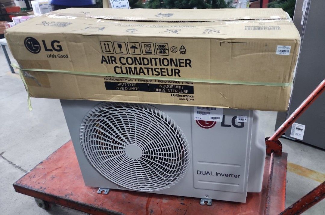 LG Slit type 1.5h (Category: Air Conditioning and Heating) located in Cainta. Submitted by christine07. (Listing ID 1464355104, Image 1). Description: slit room aircon 1HP LG .