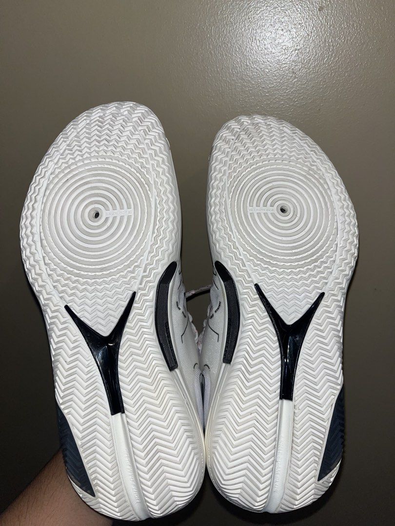 LINING (Category: Sneakers) located in Butuan. Submitted by rnthrifter_finds (Listing ID 1464561493, Image 3). Description: EXCELLENT CONDI.