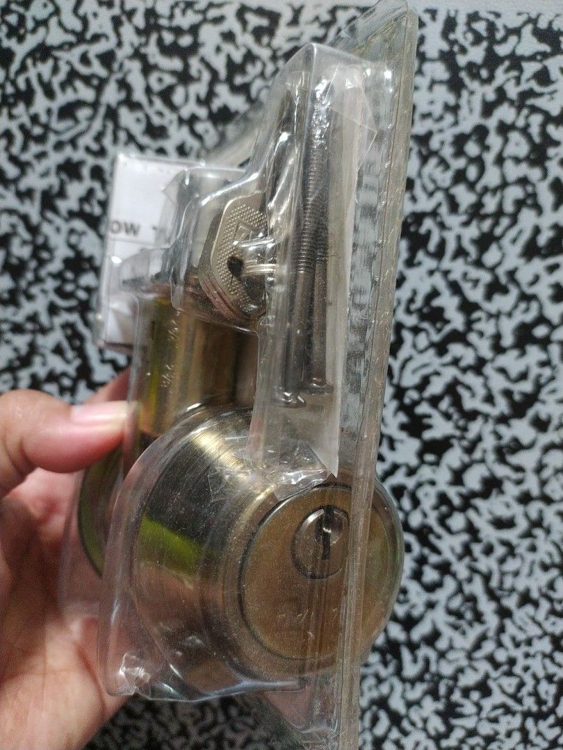 Lock (Category: Everything Else Others) located in Manila. Submitted by timtam04 (Listing ID 1464421534, Image 3). Description: .