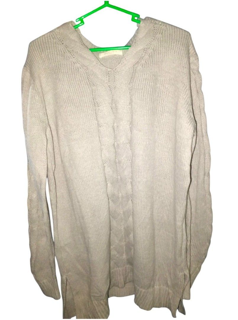 long sleeve for women's (Category: Longsleeves) located in Manila. Submitted by kzvern (Listing ID 1464366278, Image 1). Description: .