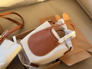 (Category: ) located in . Submitted by fashion_collection (Listing ID 1464396517, Image 1). Description: .