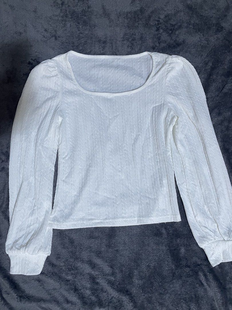 Longsleeve textured top (Category: Others Tops) located in Rizal. Submitted by its_meygan (Listing ID 1464556500, Image 1). Description: .