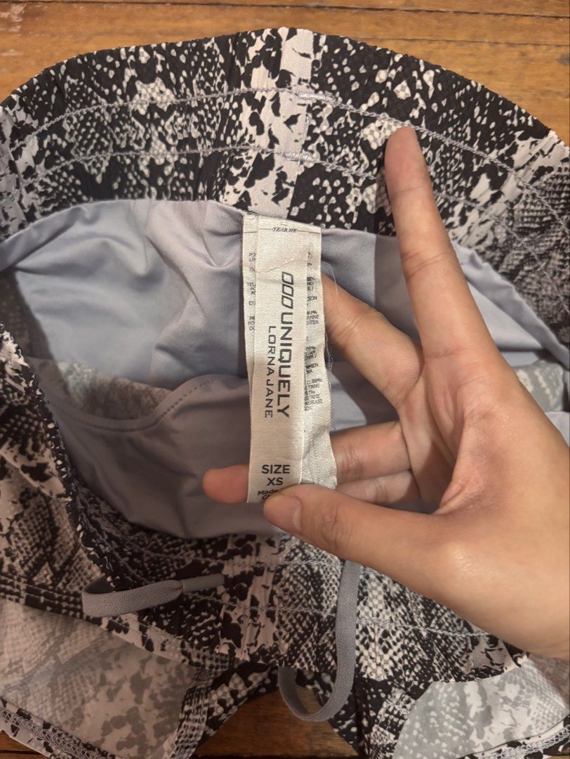 Lorna Jane shorts (Category: Activewear) located in Munoz. Submitted by preluv3120 (Listing ID 1464418697, Image 3). Description: .
