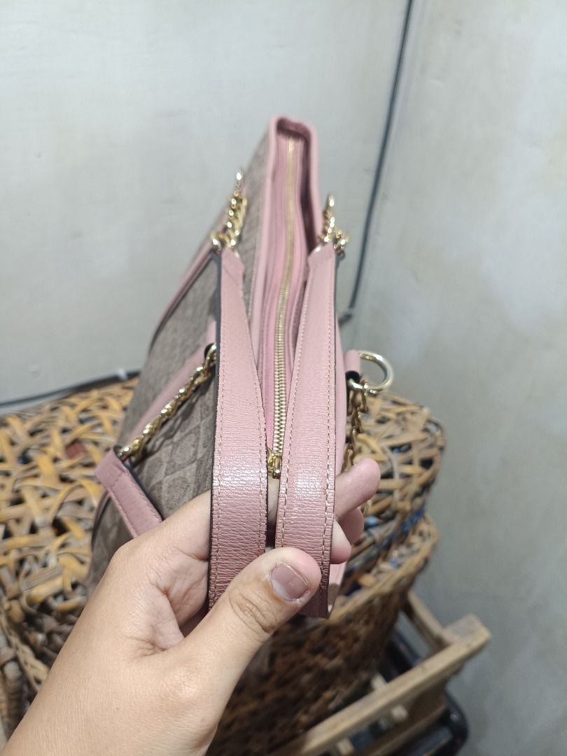 Lovcat Tote Bag (Category: Shoulder Bags) located in Batangas. Submitted by shopping_prelove (Listing ID 1464526627, Image 3). Description: - with tag - ykk zipper - likenew condition - excellent condition -good quality .