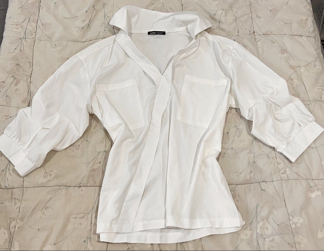Lovito White Casual Blouse (Category: Longsleeves) located in Cebu City. Submitted by just_agirl_rabbit (Listing ID 1464446006, Image 1). Description: 🌷feel free to message me for more details! → Lovito White Casual Blouse, fits L → actual pictures by me posted; colors may vary due to lighting → mod: Lalamove,J&T → mop: Gcash, Bank .