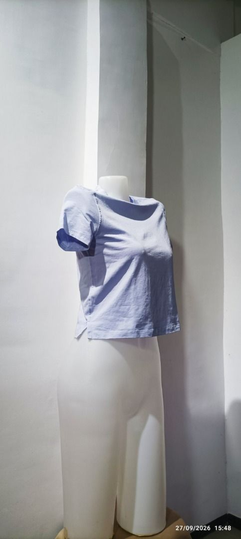 Lululemon (size 2) Tee (Category: Activewear) located in Calamba. Submitted by lulu.thrift.finds (Listing ID 1464493217, Image 2). Description: Lululemon Size 2 Tee No discount for single items. Can give a little discount for multiple-item purchases. Kindly check my store, selling all lulu :) First to pay basis Payment via GCash only Shipped thru Jnt within 2-3 days Free shipping for min 1.5k purchase Items will only be reserved for 1 day, will b