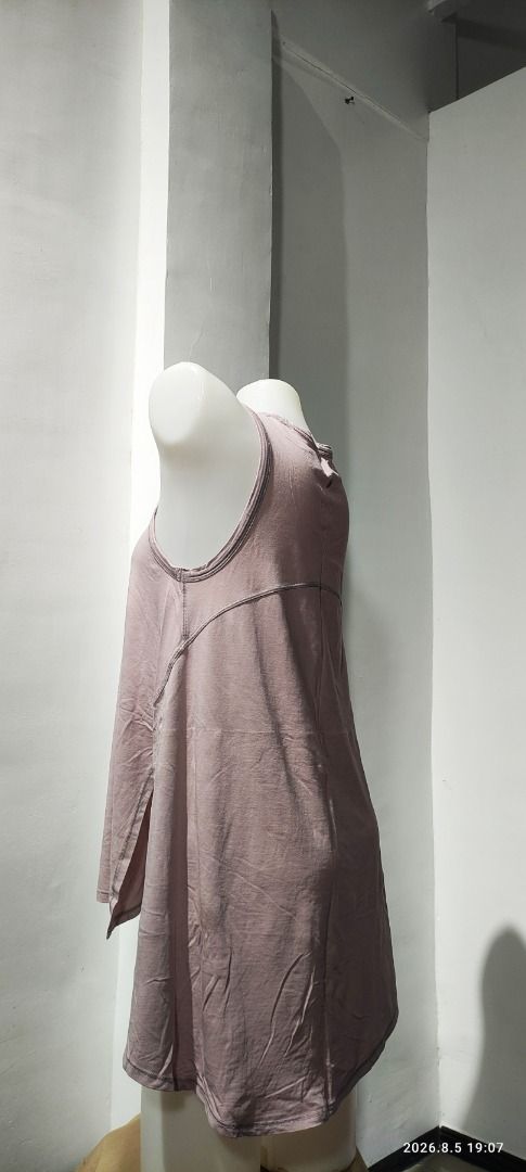 Lululemon (size 6) Long for Length Tank (Category: Activewear) located in Calamba. Submitted by lulu.thrift.finds (Listing ID 1464487907, Image 3). Description: Lululemon Size 6 Long for Length Tank No discount for single items. Can give a little discount for multiple-item purchases. Kindly check my store, selling all lulu :) First to pay basis Payment via GCash only Shipped thru Jnt within 2-3 days Free shipping for min 1.5k purchase Items will 