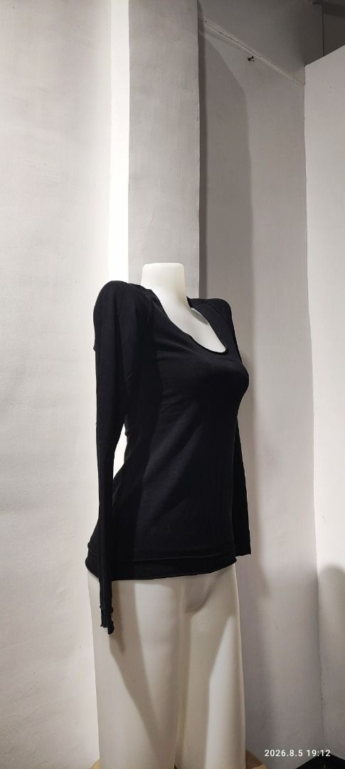 Lululemon (size 6) Ribbed Long Sleeve (Category: Activewear) located in Calamba. Submitted by lulu.thrift.finds (Listing ID 1464486982, Image 2). Description: Lululemon Size 6 Ribbed Long Sleeve No discount for single items. Can give a little discount for multiple-item purchases. Kindly check my store, selling all lulu :) First to pay basis Payment via GCash only Shipped thru Jnt within 2-3 days Free shipping for min 1.5k purchase Items will only