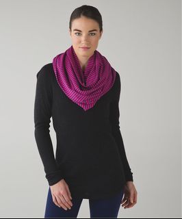 (Category: ) located in . Submitted by goclearcloset (Listing ID 1464439286, Image 1). Description: .