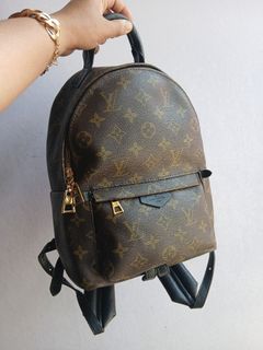 (Kategori: ) berada di . Dikirim oleh secondthriftbranded (ID iklan 1464413248, Gambar 1). Deskripsi: .