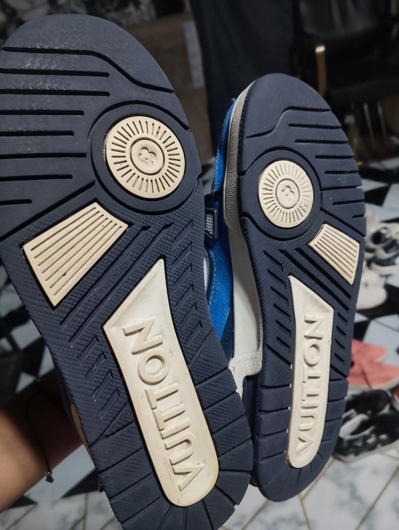 LV shoes (Category: Shoe inserts) located in Batangas. Submitted by mightypenguin-764c23 (Listing ID 1464528677, Image 3). Description: .
