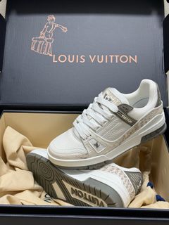 (Category: ) located in . Submitted by luxe.storee (Listing ID 1464428240, Image 1). Description: .