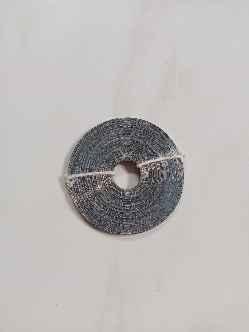 Magnesium Ribbon 25g/1 Roll (Category: Craft Supplies & Tools) located in Baguio. Submitted by jooeeeyyyy_ (Listing ID 1464435311, Image 1). Description: - bought from Starlab Trading Corporation - Product: Magnesium Ribbon - Weight: 25g roll - Condition: Nabawasan lang ng mga 2 inches - Ideal for: Experiments and projects.