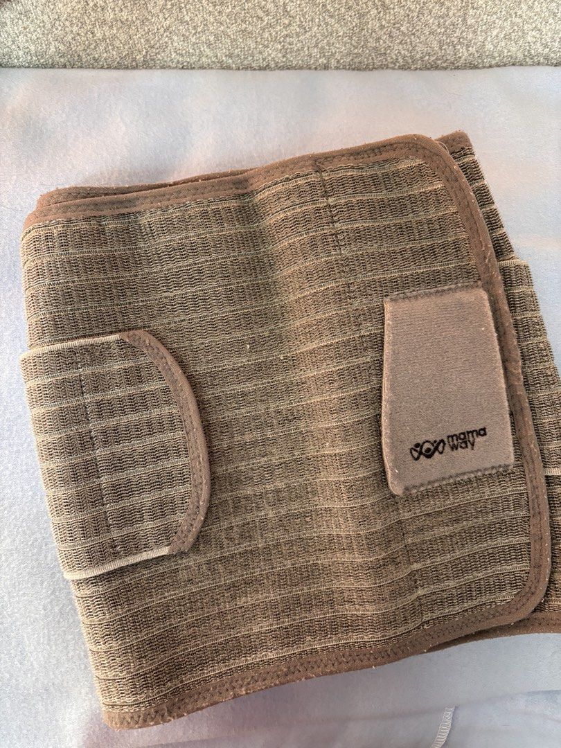 Mamaway Postpartum Binder S-M (Category: Maternity wear) located in Pasay City. Submitted by jmercs04 (Listing ID 1464435582, Image 3). Description: - Mama Way Maternity Support Belt - Provides essential back support during pregnancy - Features adjustable straps for a customized, snug fit - Comfortable and breathable material for all-day wear - Size: S-M - Ideal for everyday use.
