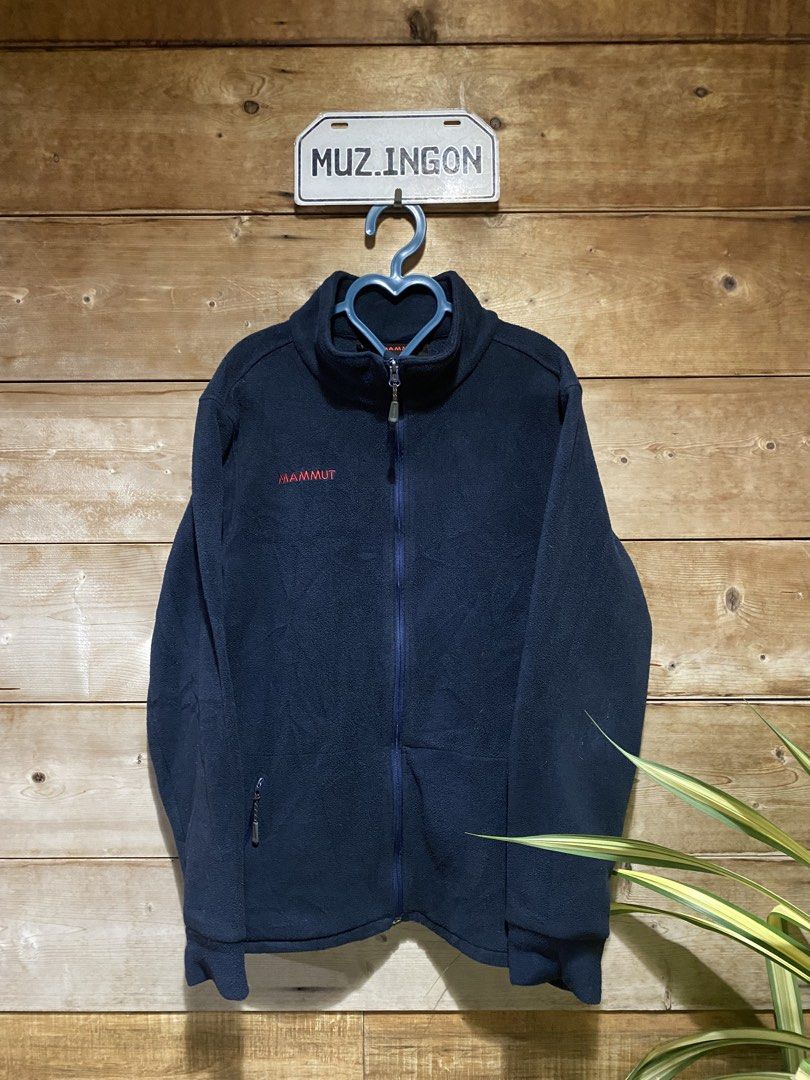 MAMMUT BASELAYER FLEECE JACKET (Category: Coats, Jackets and Outerwear) located in Naga. Submitted by foryouandhercloset (Listing ID 1464463281, Image 1). Description: MAMMUT BASELAYER FLEECE JACKET XL on tag 22x27 on tape Issue: 3 repaired so rang liit nanpinholes, check last pic.
